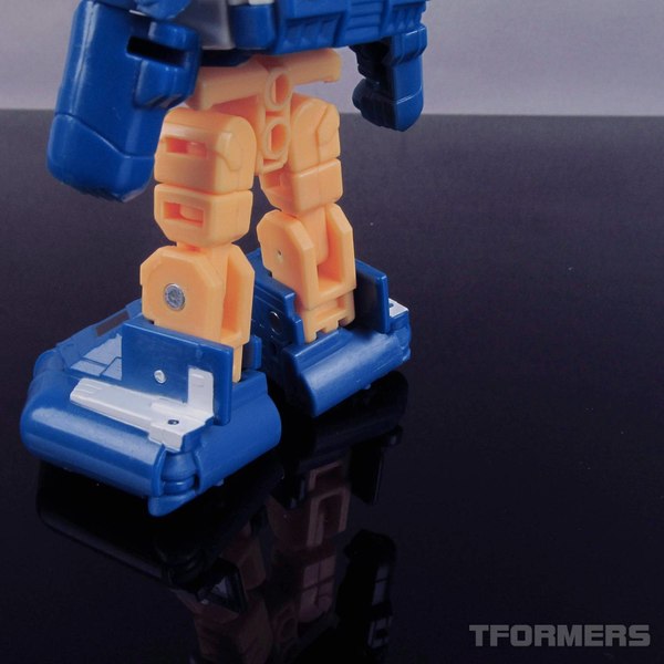 TFormers Titans Return Seaspray Photo Gallery 051 (51 of 129)